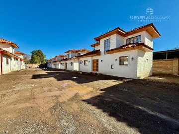 Arriendo Mensual / Casa / San Felipe
