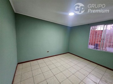 Arriendo Mensual / Casa / San Joaquín