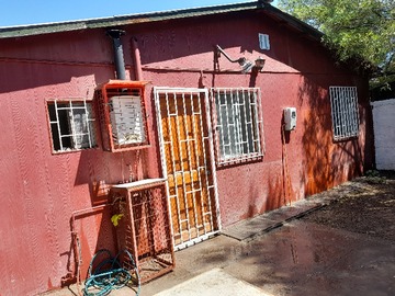 Arriendo Mensual / Casa / San Joaquín