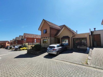 Arriendo Mensual / Casa / San Pedro de la Paz