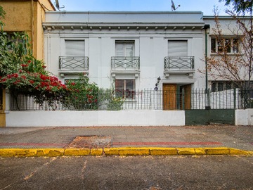 Arriendo Mensual / Casa / Santiago