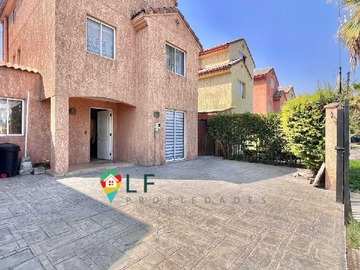 Arriendo Mensual / Casa / Santiago