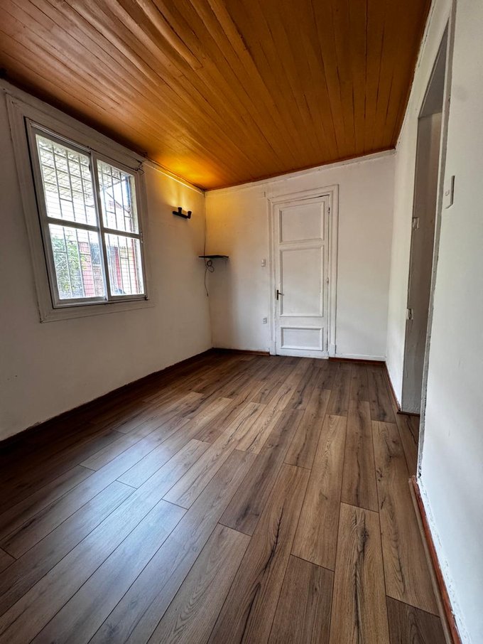 Vista 2: Living comedor