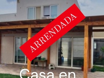 Arriendo Mensual / Casa / Til til