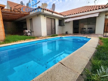 Arriendo Mensual / Casa / Til til