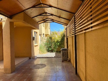Arriendo Mensual / Casa / Vallenar