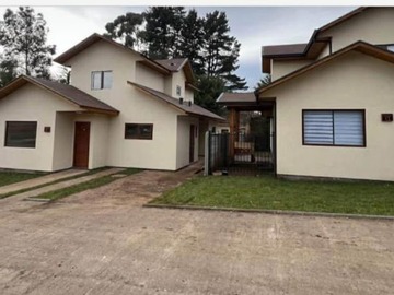 Arriendo Mensual / Casa / Victoria