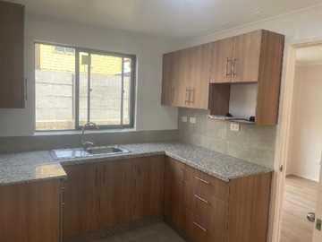Arriendo Mensual / Casa / Villa Alemana