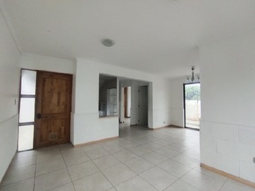 Arriendo Mensual / Casa / Villa Alemana