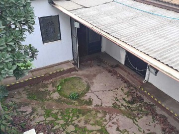 Desde la terraza, se aprecia el patio