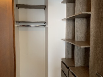Walking Closet 