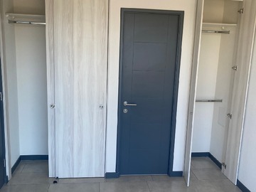 dormitorio principal con closets