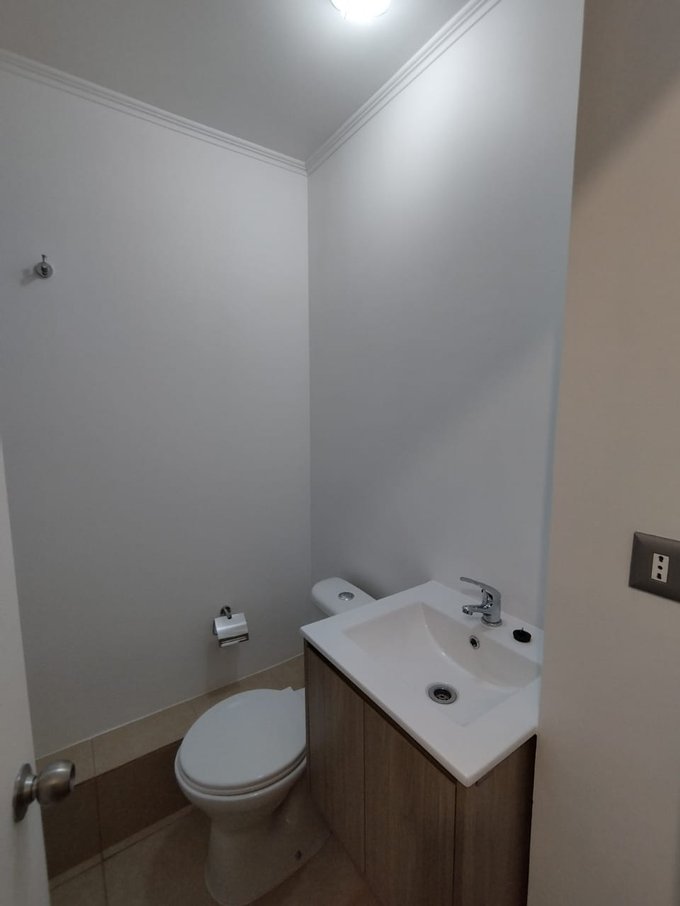 Baño con espejo