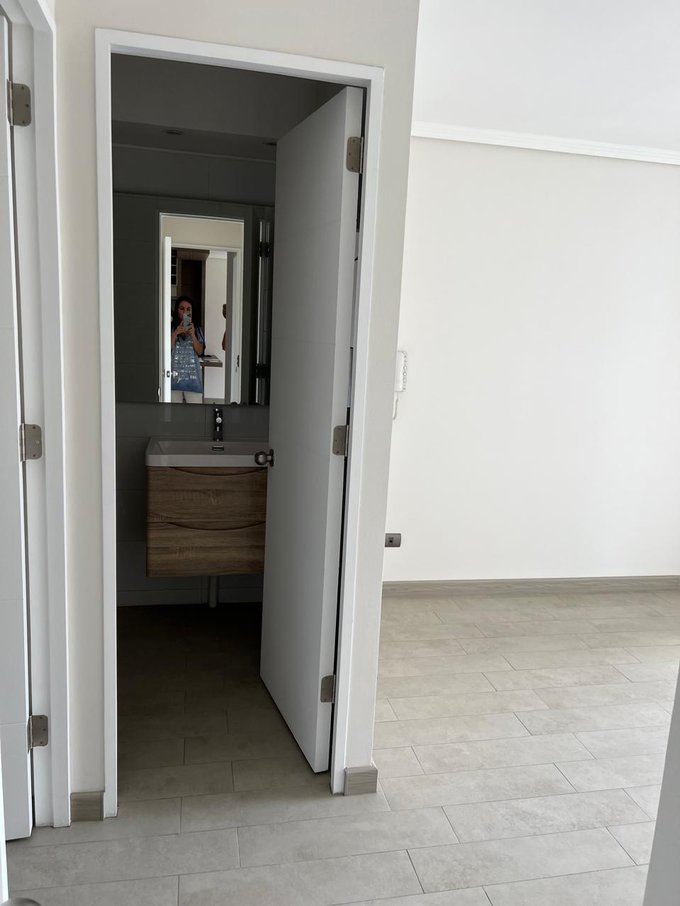 Habitación principal y baño