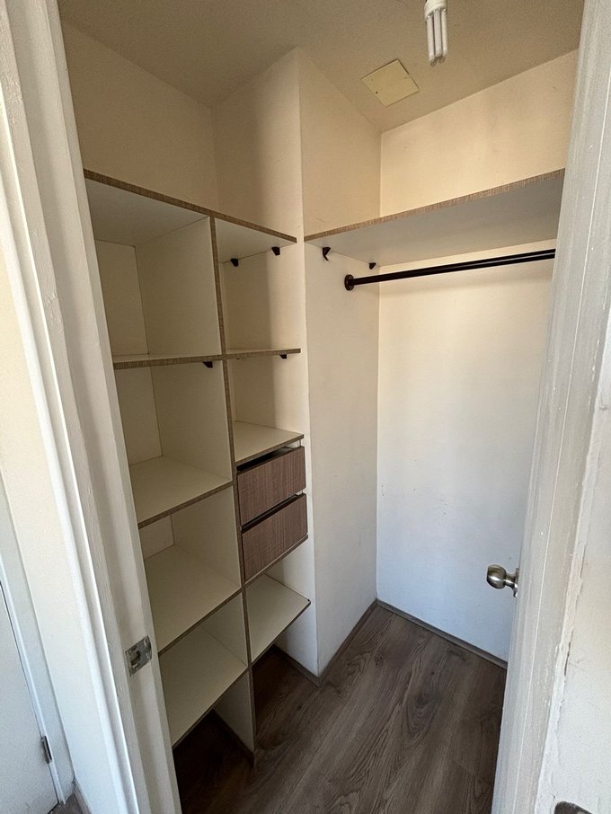 walking closet