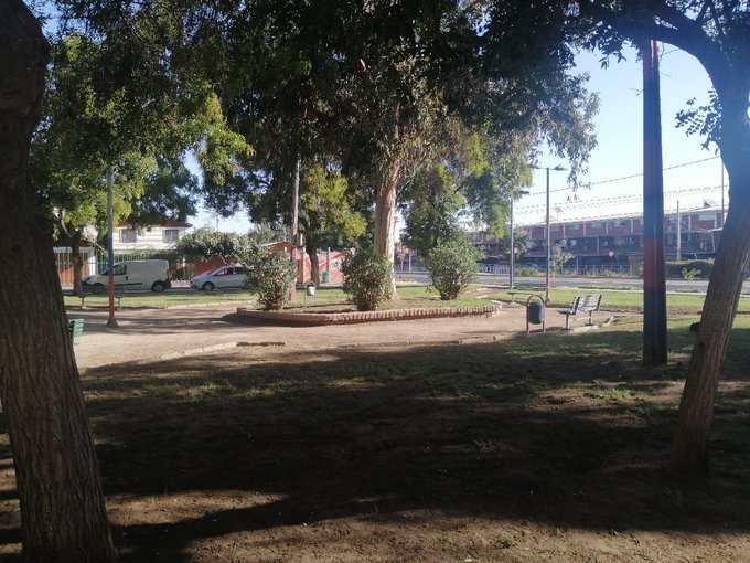 plaza afuera del edificio