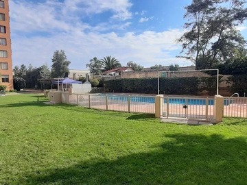 piscina y areas verdes