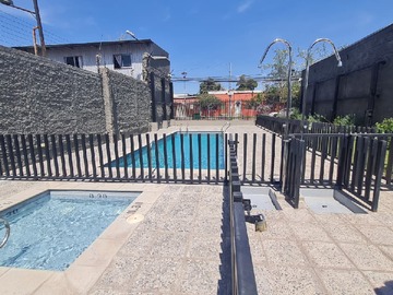 Piscina adultos y niños