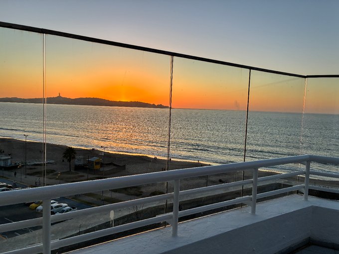 Terraza vidrio templado y baranda living comedor