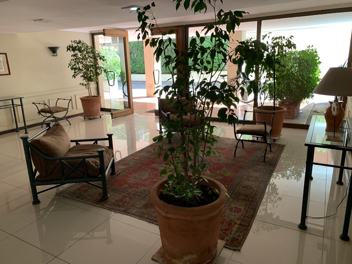 Hall 2