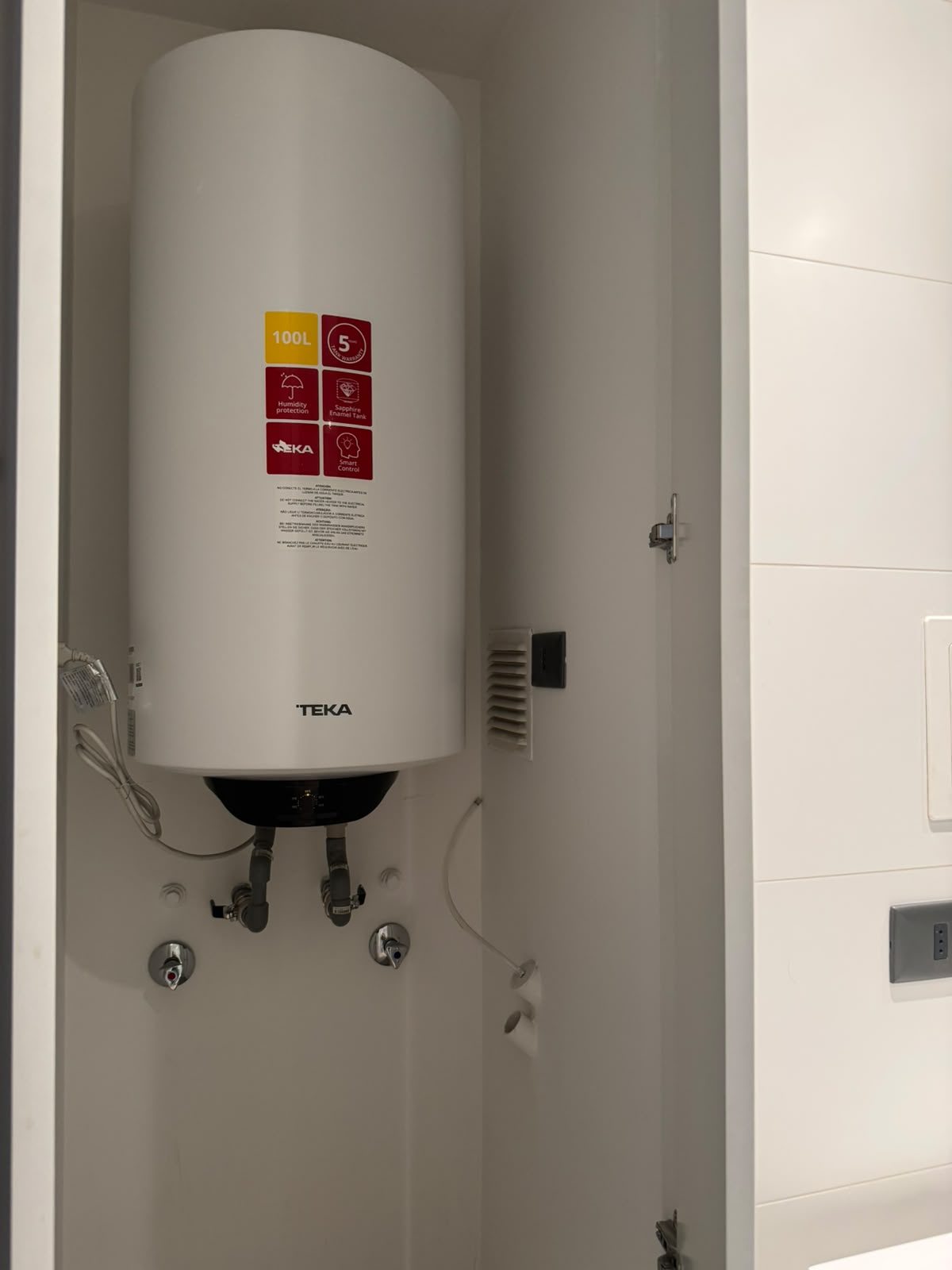 Termo Agua Caliente,conexion para lavadora