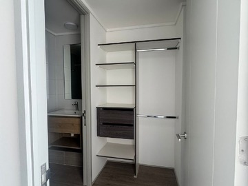 Walking Closet