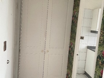 Entrada con clóset