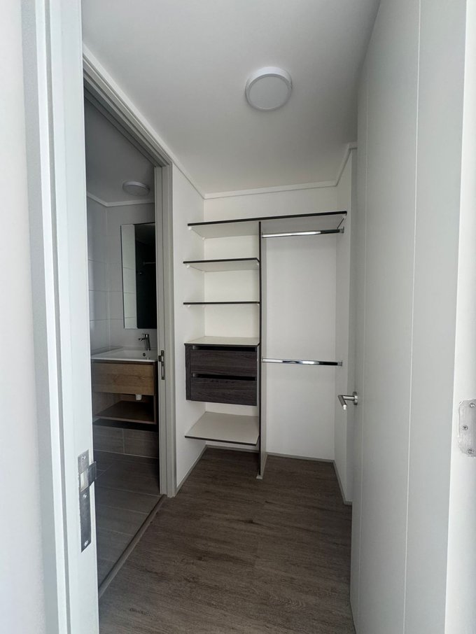 Walking Closet