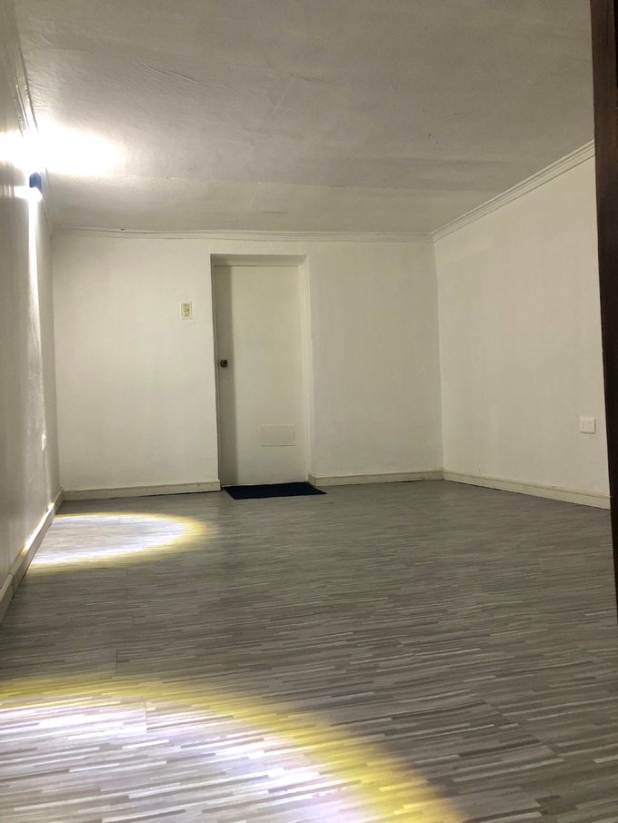 Amplio espacio para cama y closet