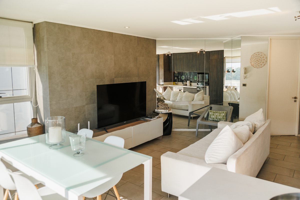     Living comedor equipado
