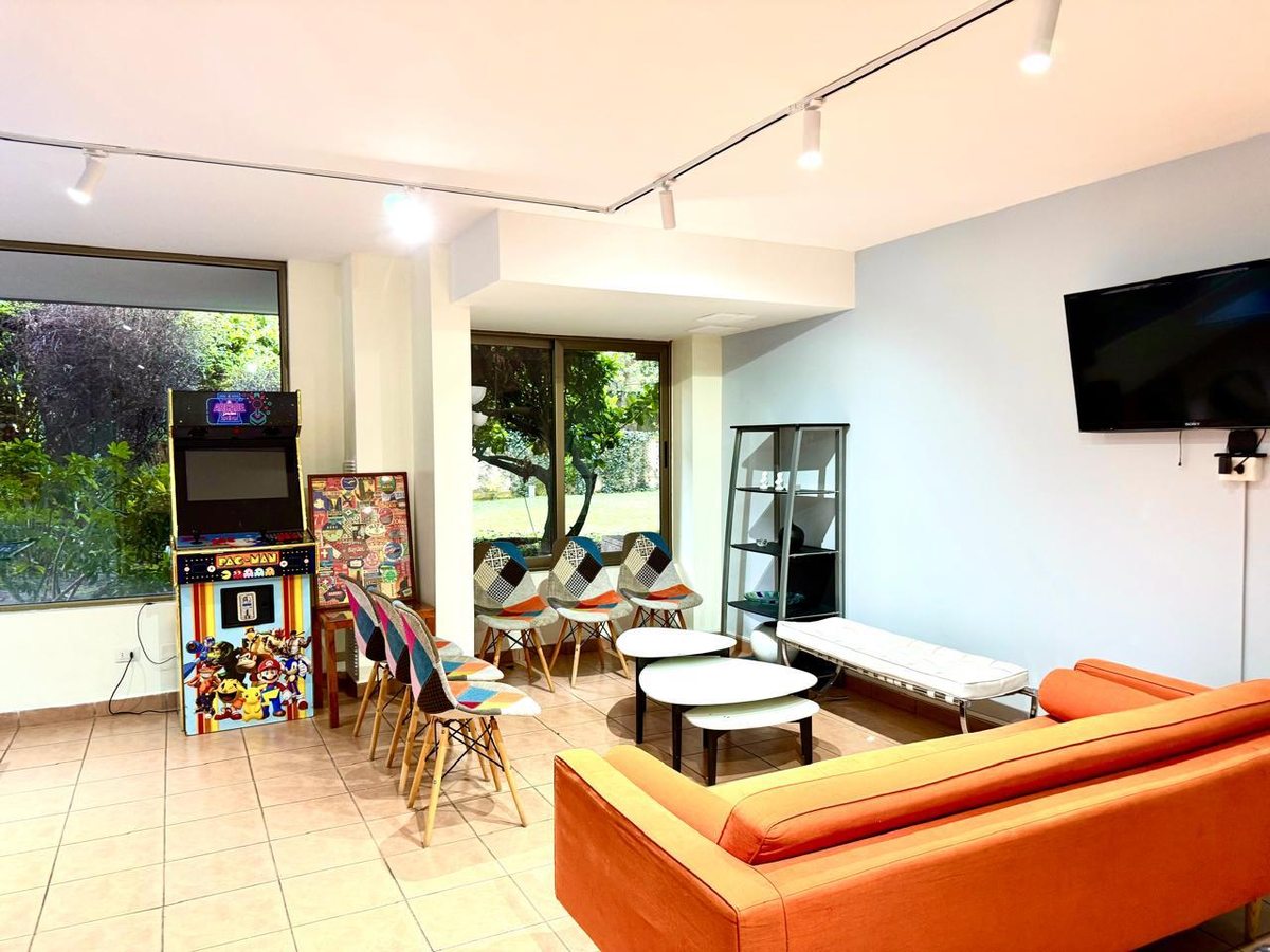 SALON DE JUEGOS