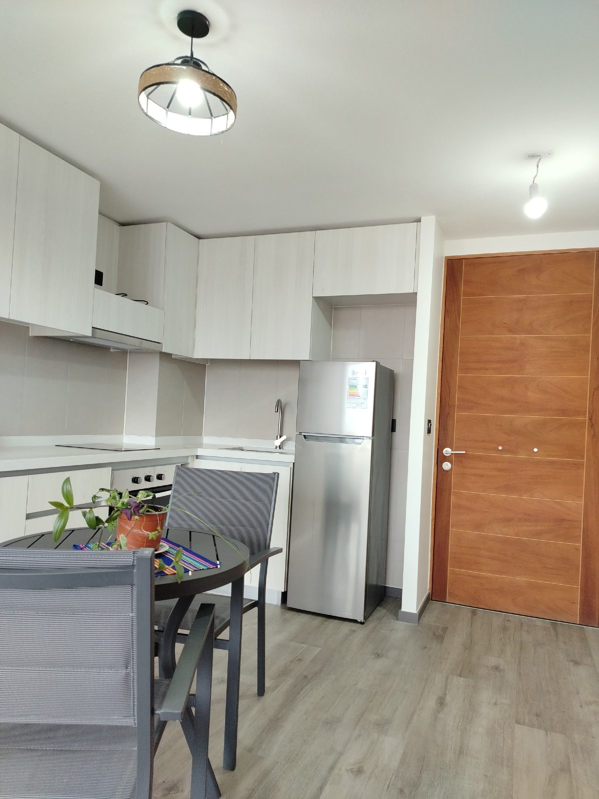 cocina con moderno equipamiento