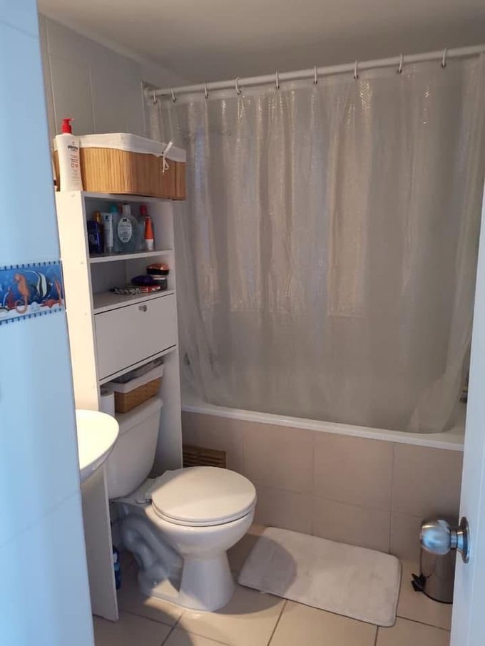 Baño con tina.