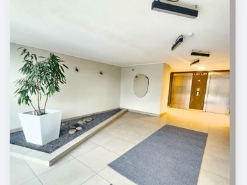 Hall Central
