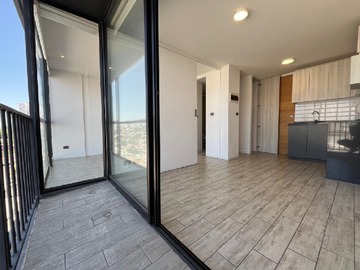 Arriendo Mensual / Departamento / San Miguel