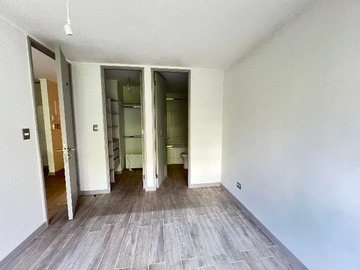 Walk in closet