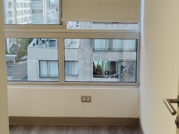 dormitorio con closet