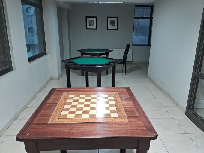 SALA DE JUEGOS DE MESA