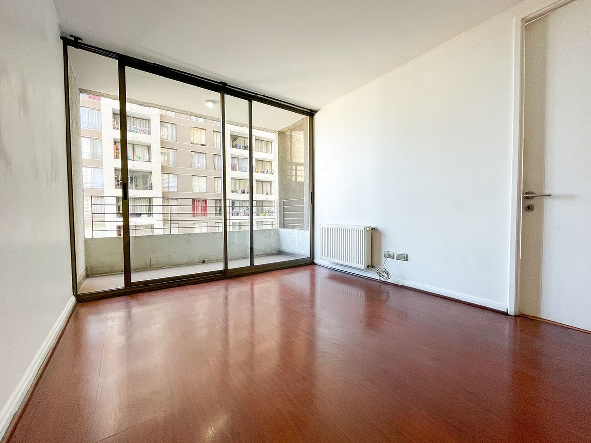 Sala Estar y puerta Hab. 2