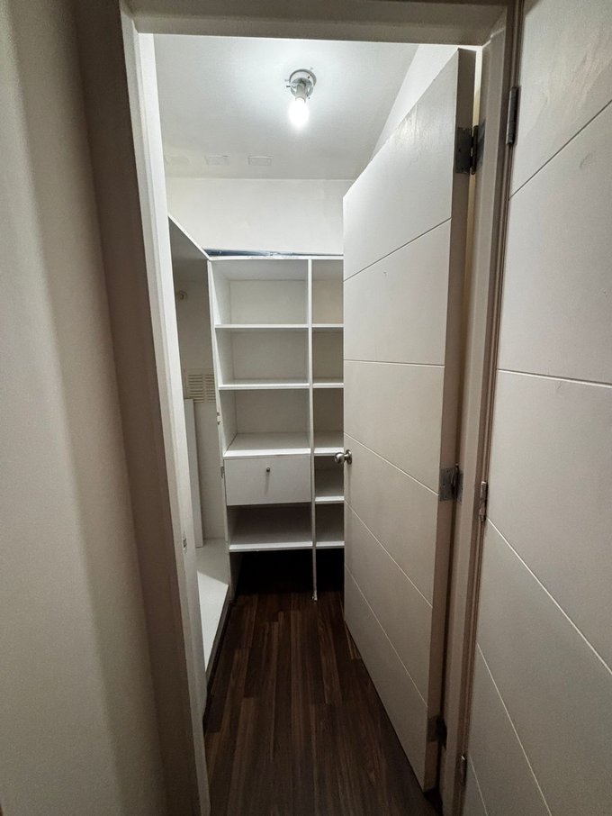 Walking closet