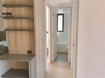 Pasillo a dormitorios.