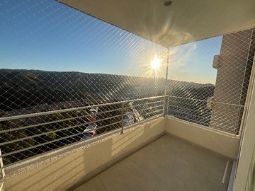 Terraza con mallas de seguridad