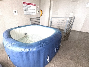 Jacuzzi