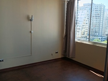 Dormitorio con cortinas térmicas