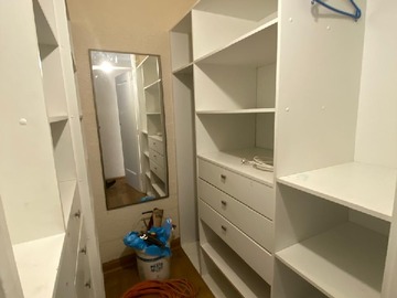 Walking closet