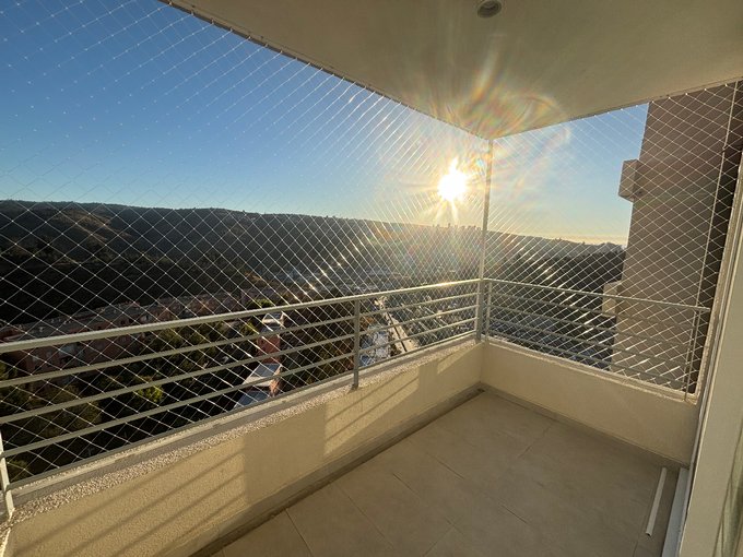 Terraza con mallas de seguridad