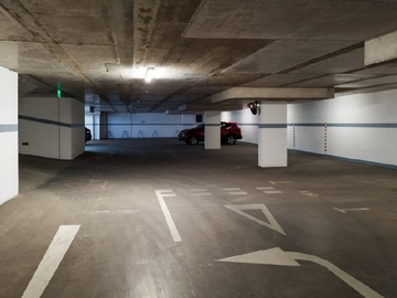 Arriendo Mensual / Estacionamiento / Concón