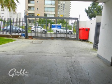 Arriendo Mensual / Estacionamiento / Concón