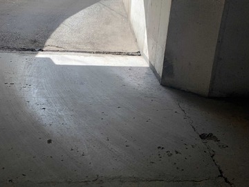 Arriendo Mensual / Estacionamiento / Las Condes