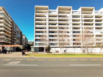 Arriendo Mensual / Estacionamiento / Las Condes